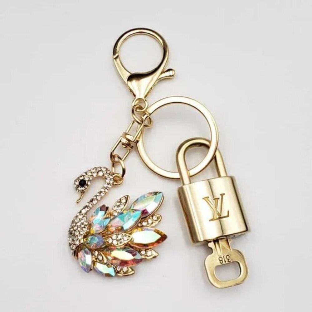 Authentic Louis Vuitton Gold Lock & Key ✨ Bag Charm Unbranded Swan Keychain